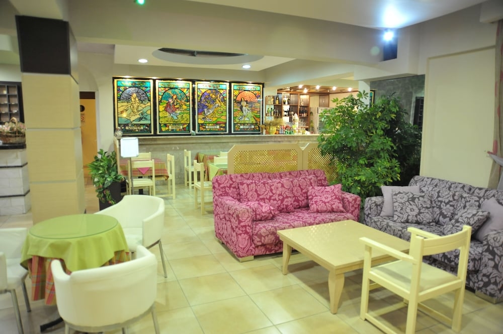 로비 좌석 공간