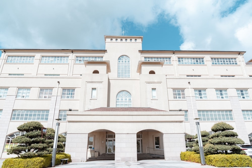 숙박 시설 정면