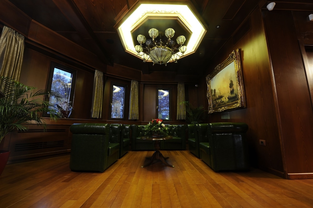 로비 좌석 공간