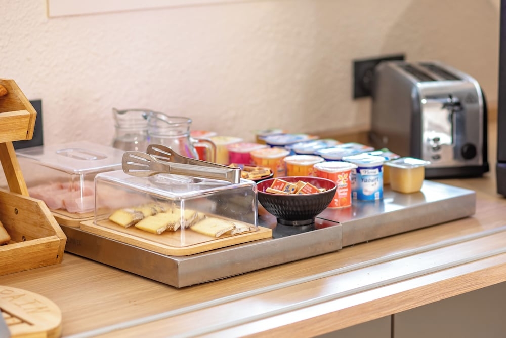 뷔페 아침 식사