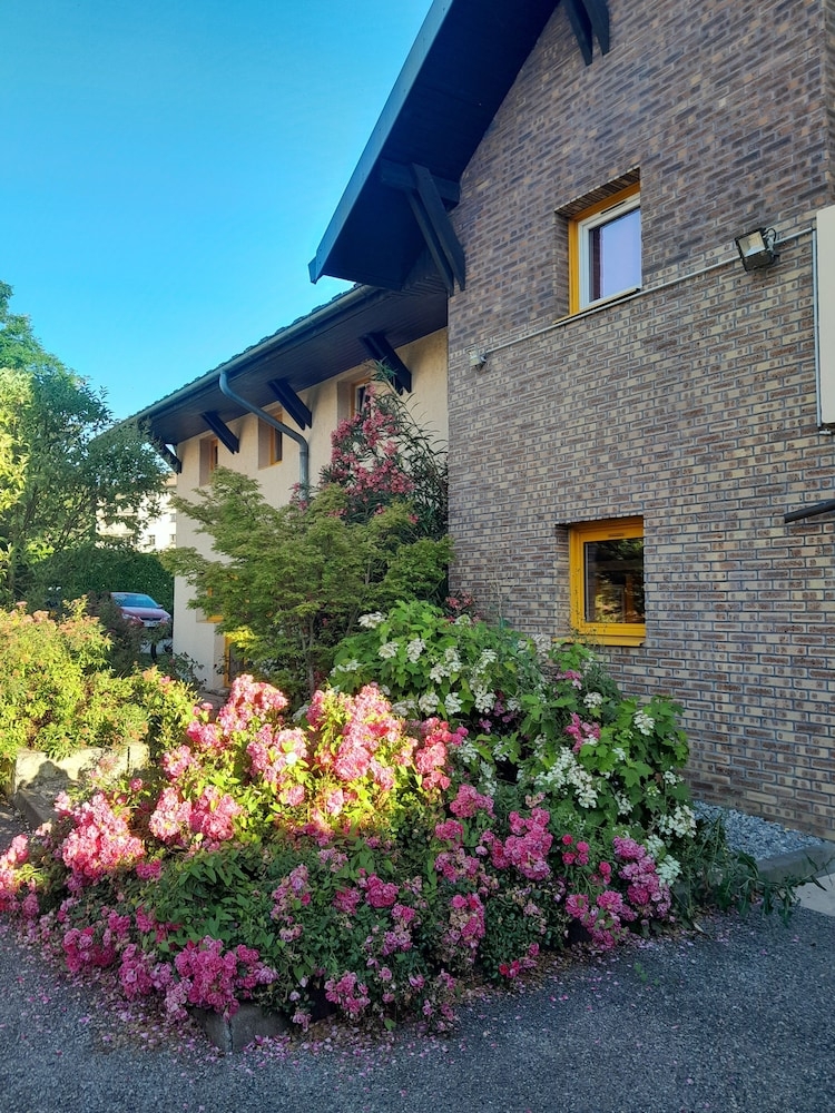 숙박 시설 정면