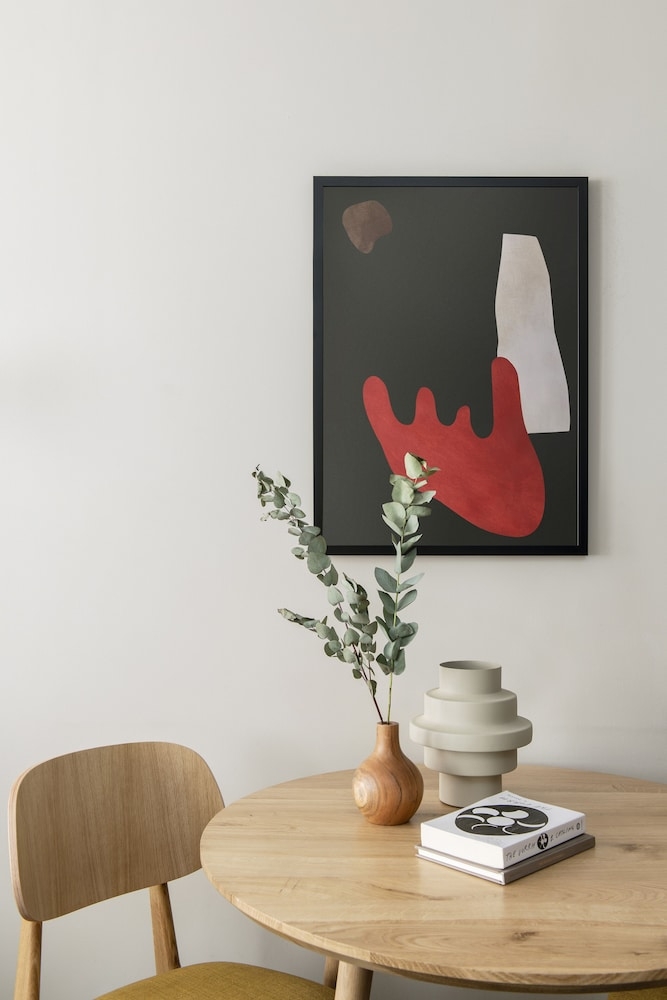 객실 내 식사 공간