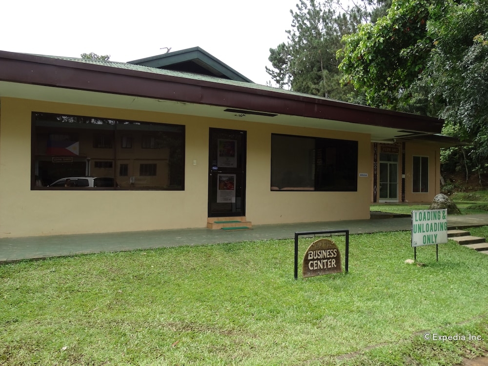 숙박 시설 구내