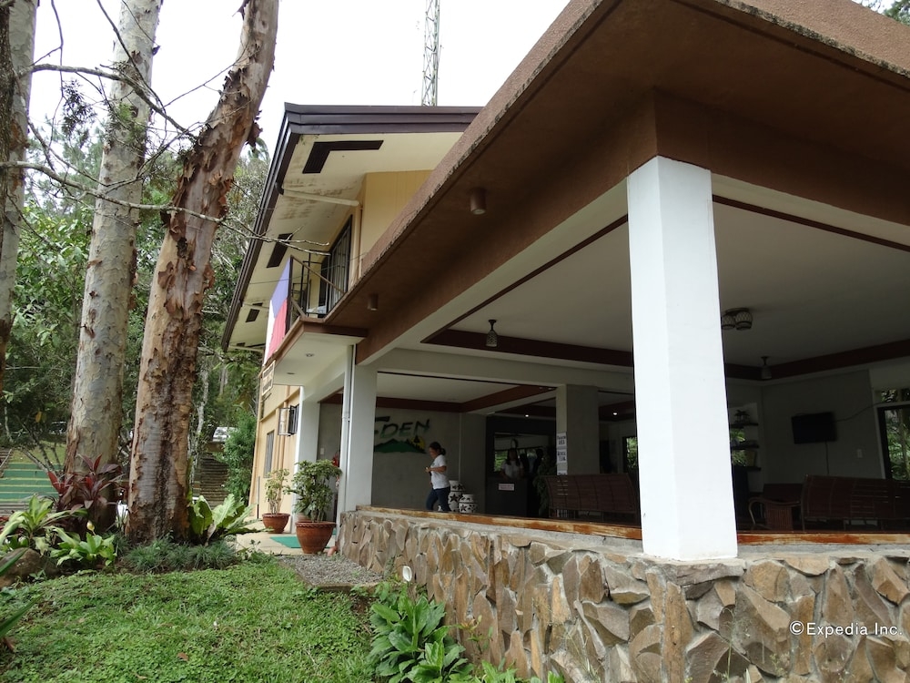 숙박 시설 정면