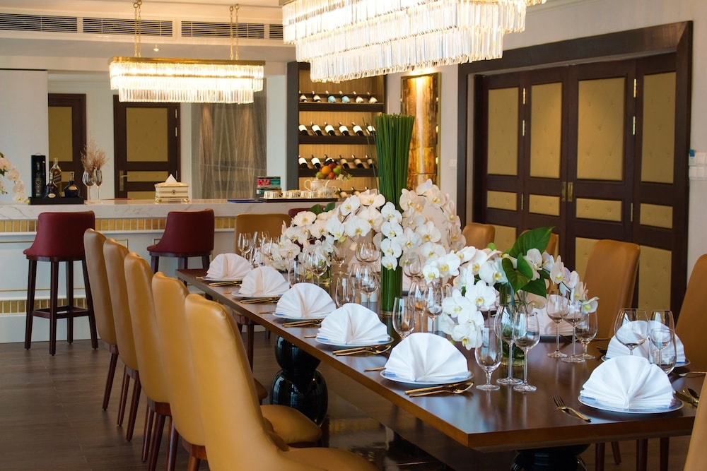 객실 내 식사 공간