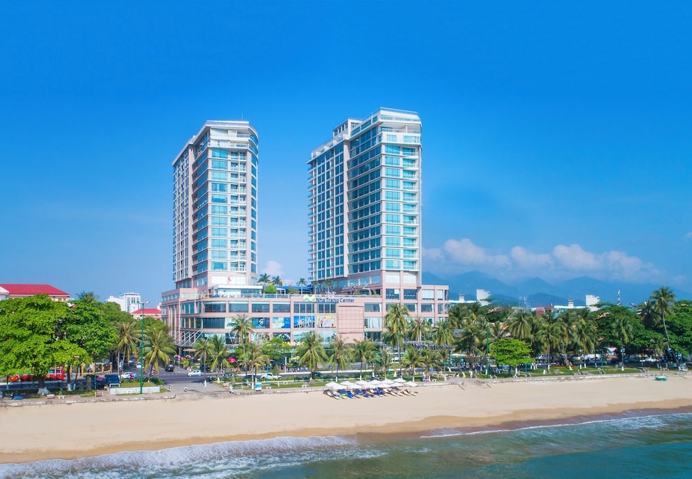 숙박 시설 정면