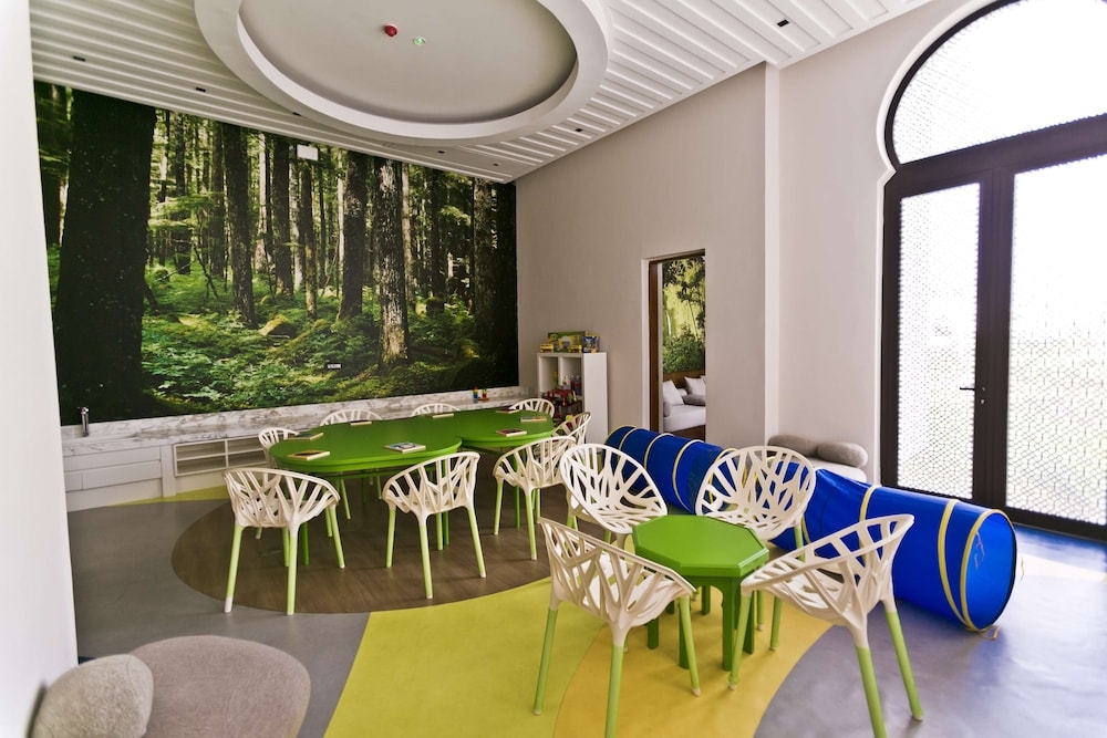 어린이 놀이 공간 - 실내