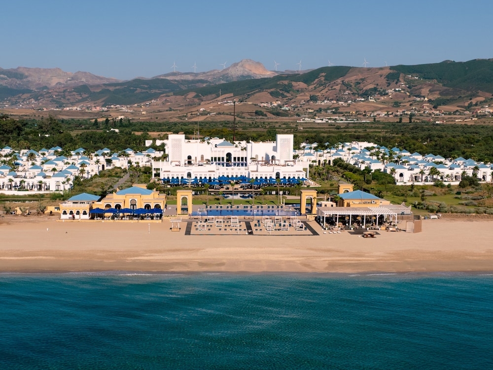 숙박 시설 정면