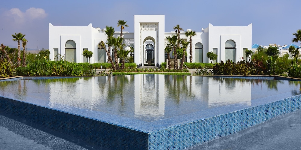 숙박 시설의 전망