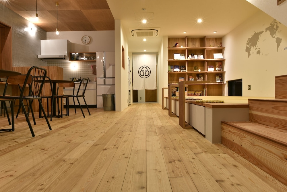 로비 좌석 공간