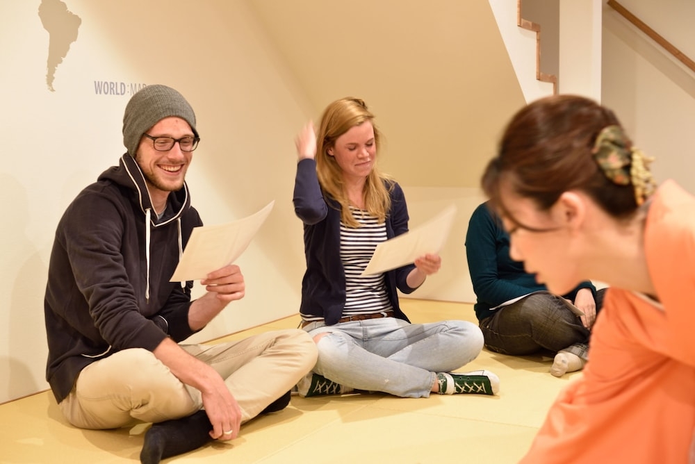 로비 좌석 공간