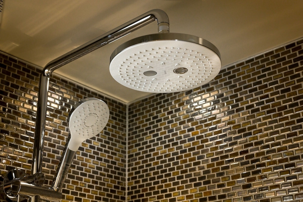 욕실 샤워