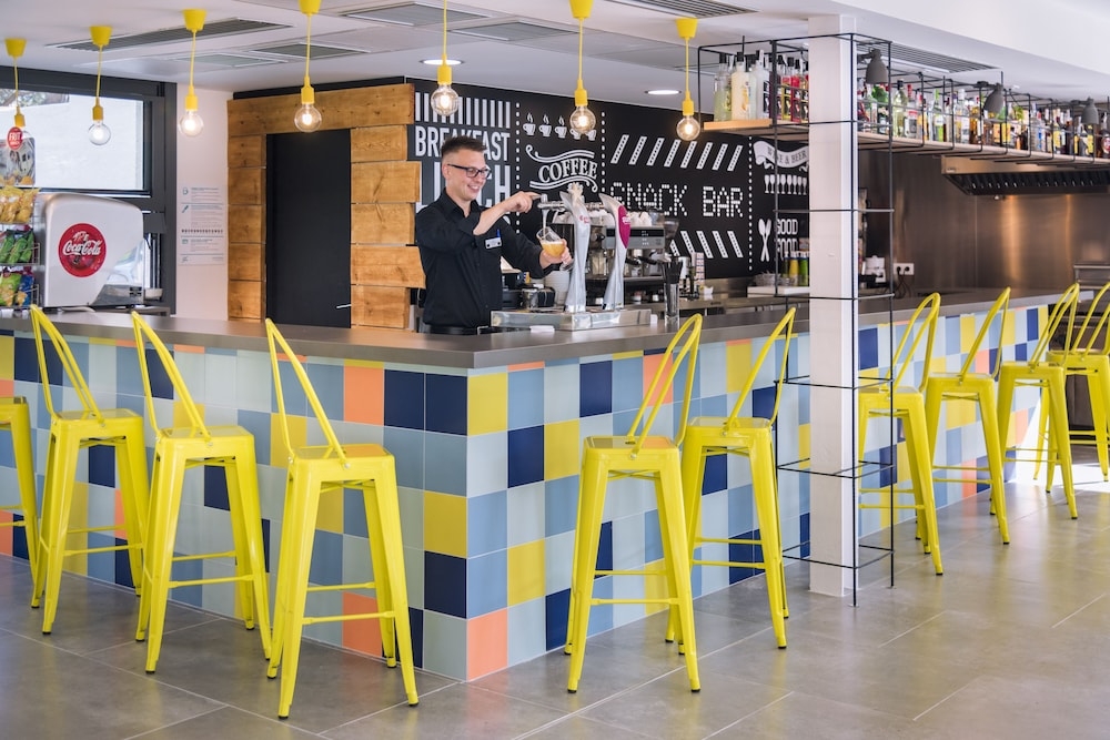 바(숙박 시설 내)