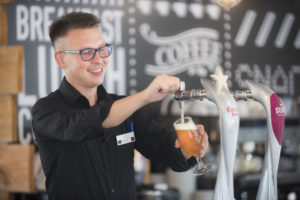 바(숙박 시설 내)