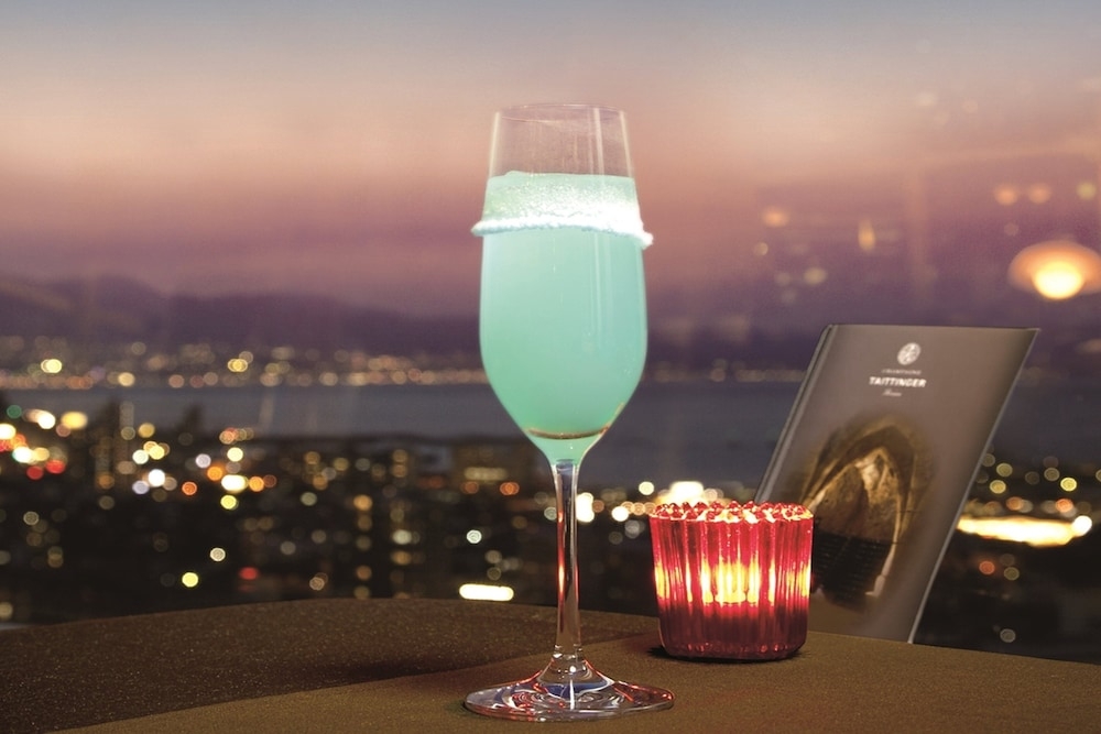 바(숙박 시설 내)