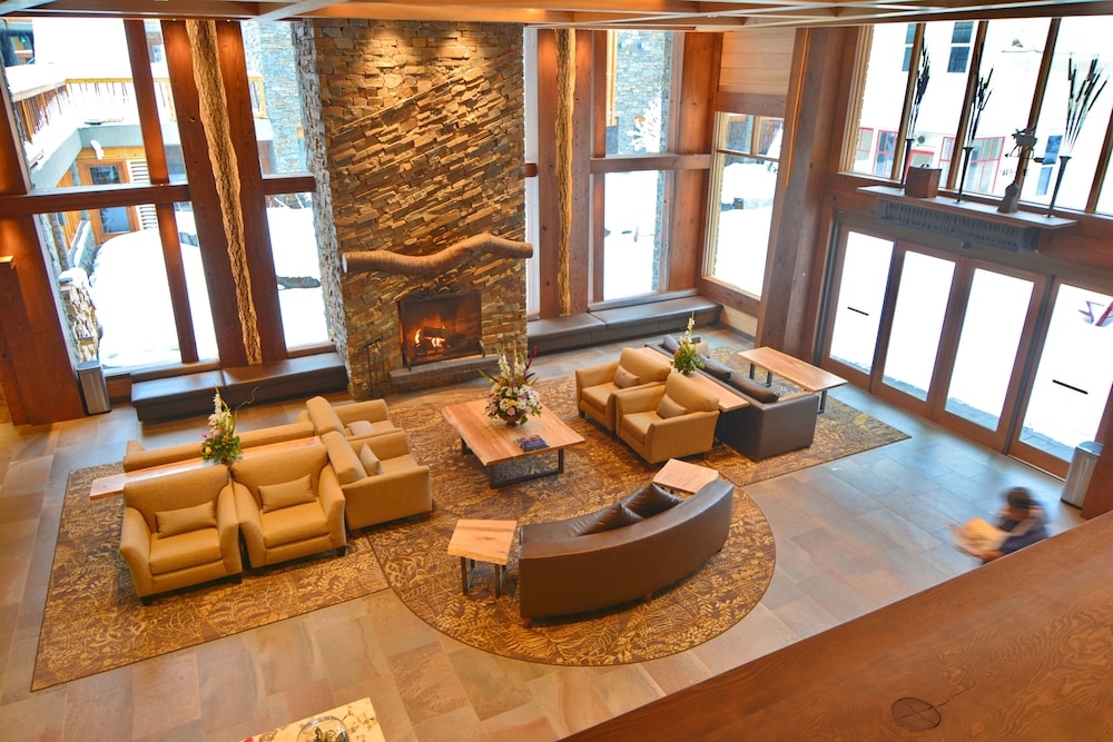 로비 좌석 공간