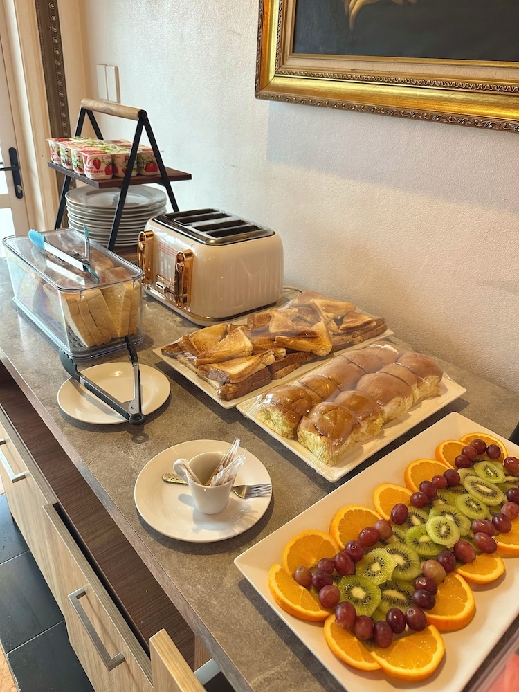 뷔페 아침 식사