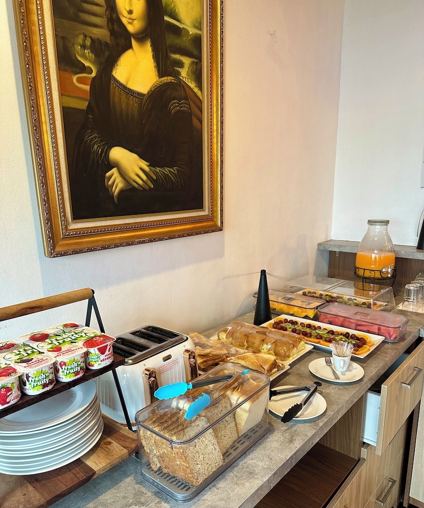 뷔페 아침 식사