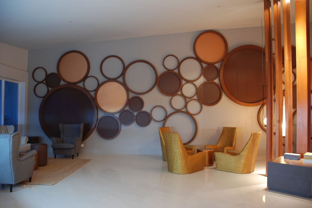 로비 좌석 공간