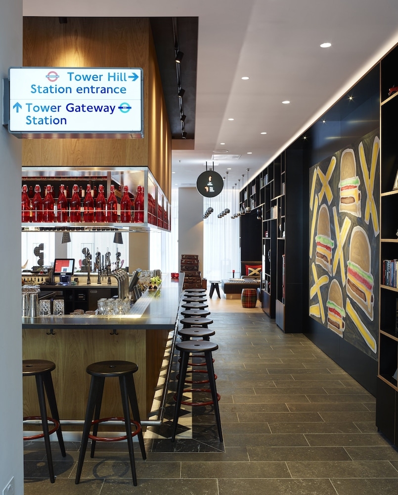 바(숙박 시설 내)