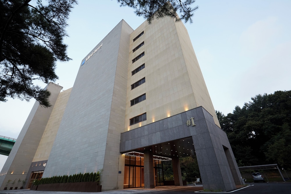 숙박 시설 정면