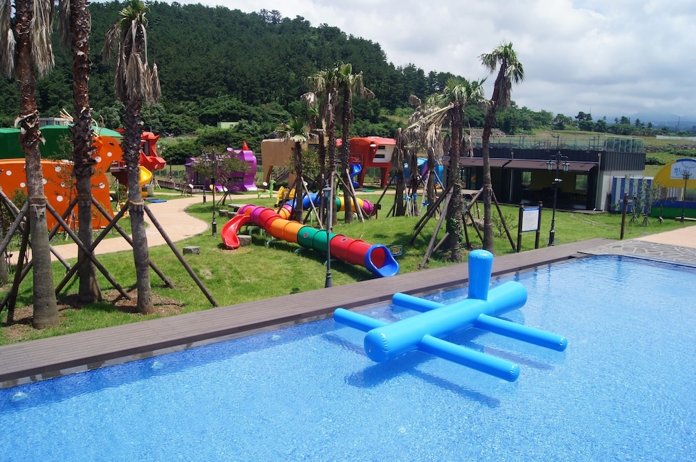 숙박 시설의 전망