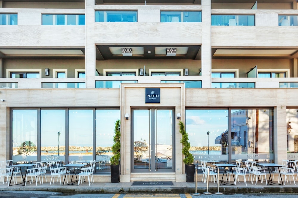 숙박 시설 정면