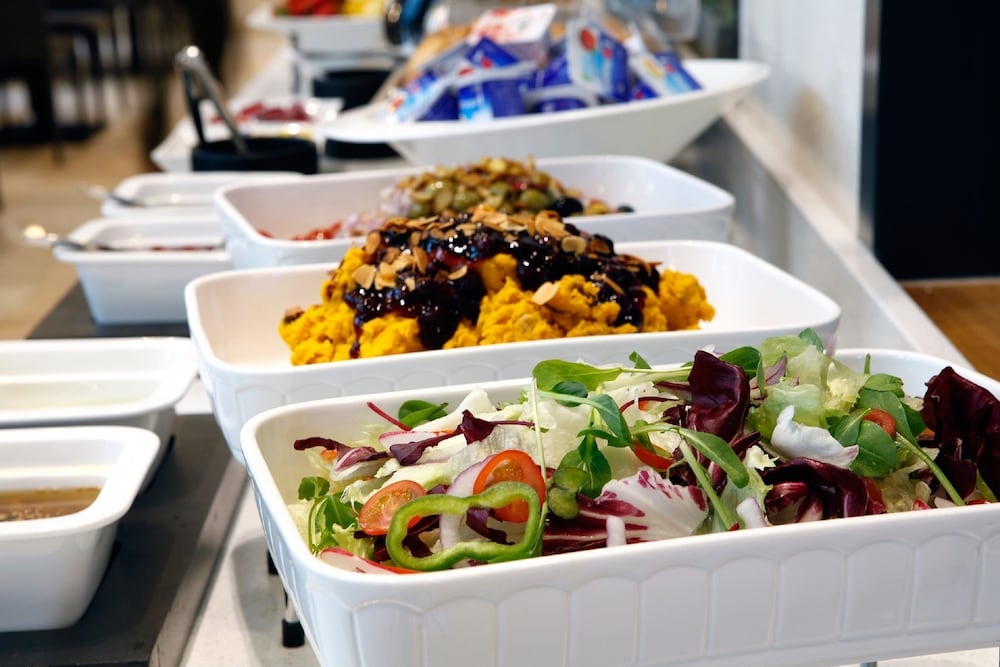 뷔페 아침 식사