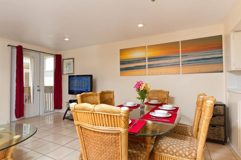 객실 내 식사 공간