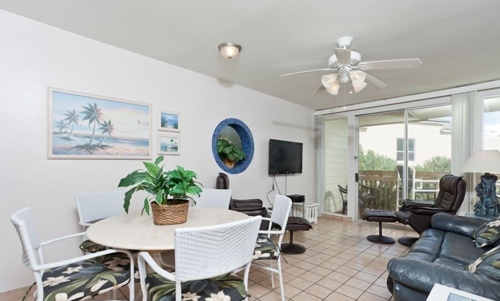 객실 내 식사 공간