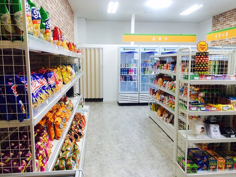 숙박 시설 내 편의 시설/서비스