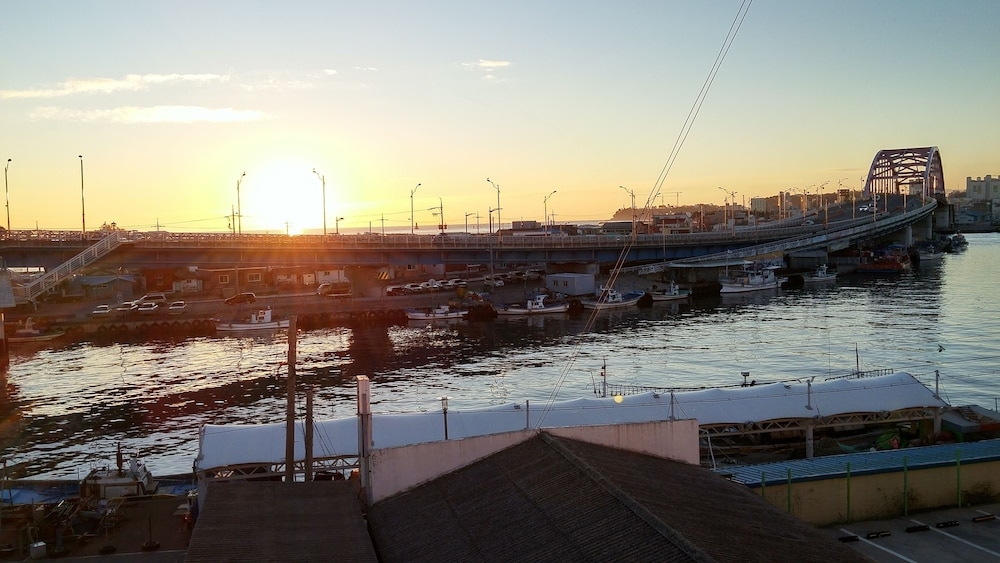 숙박 시설에서 보는 주변 전망