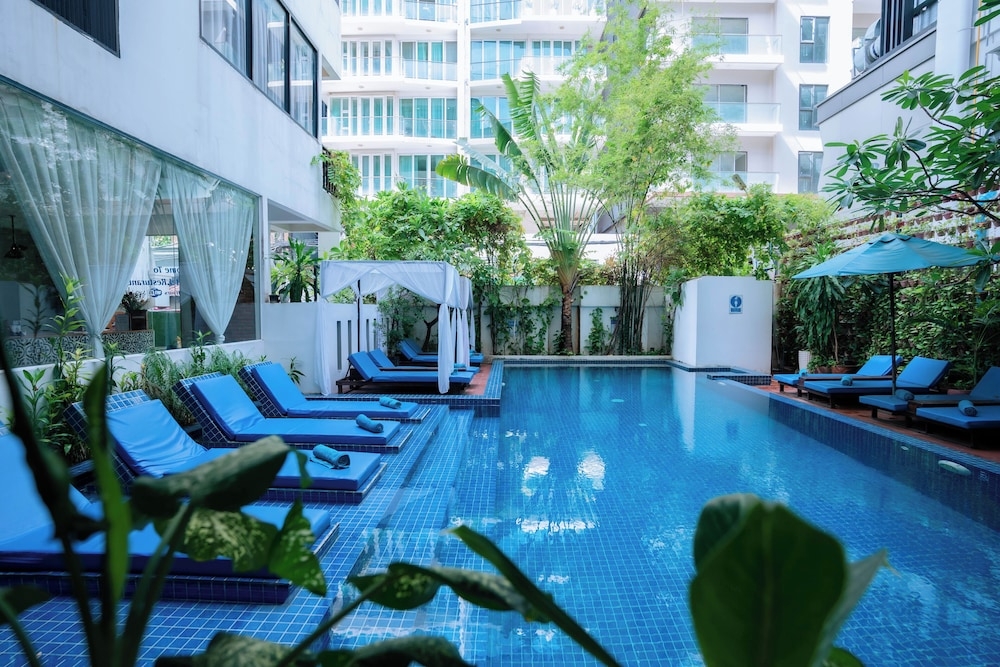 실내/야외 수영장