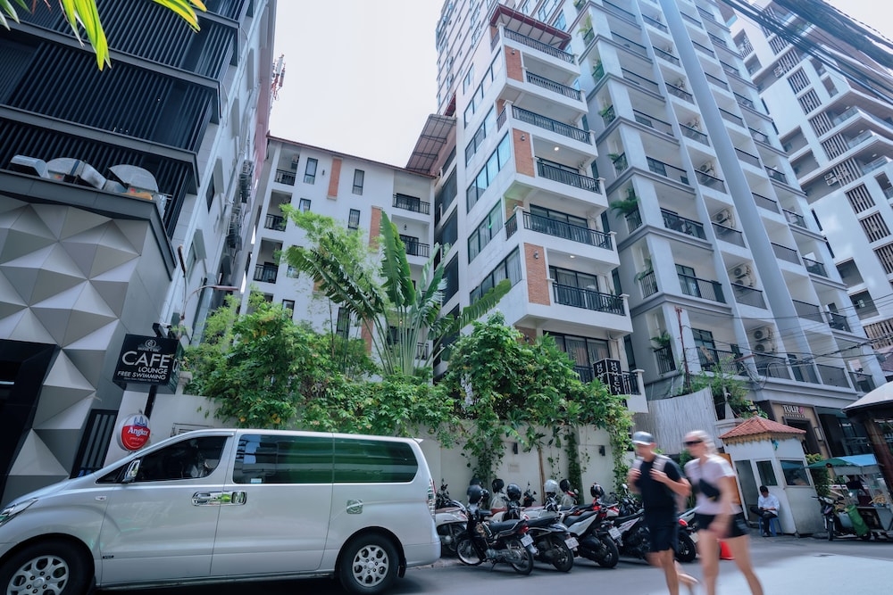 숙박 시설 정면