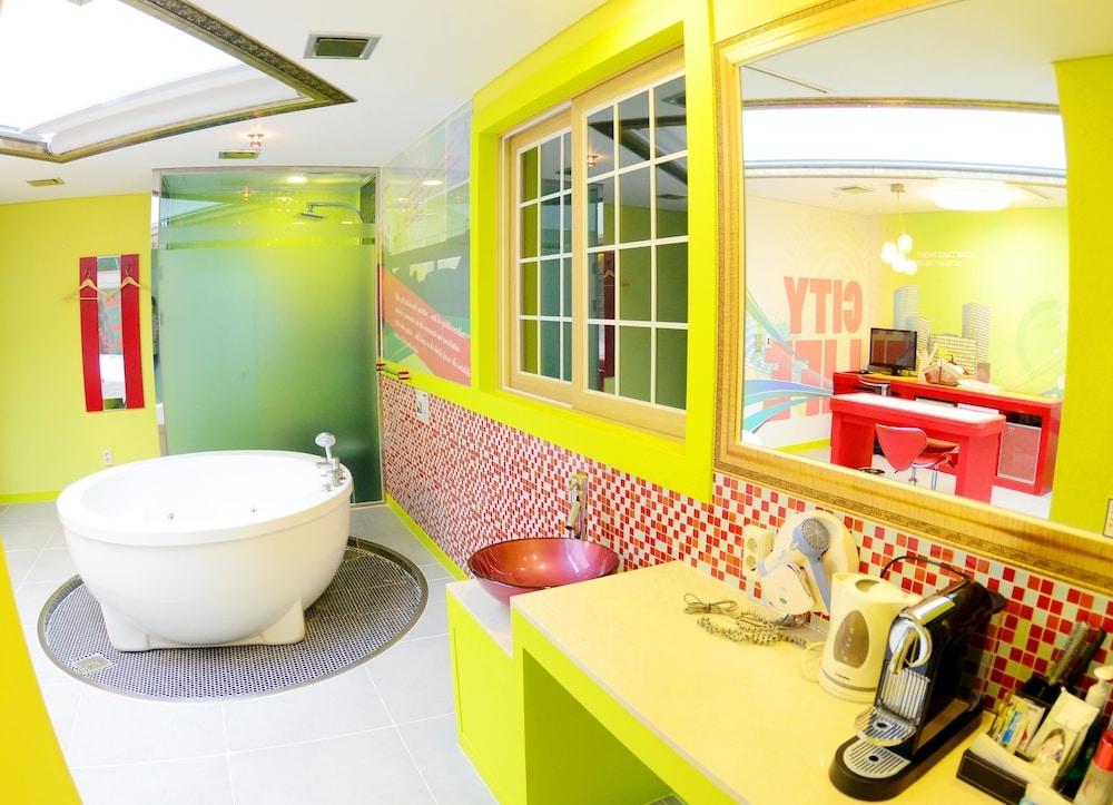 객실 내 편의 시설/서비스