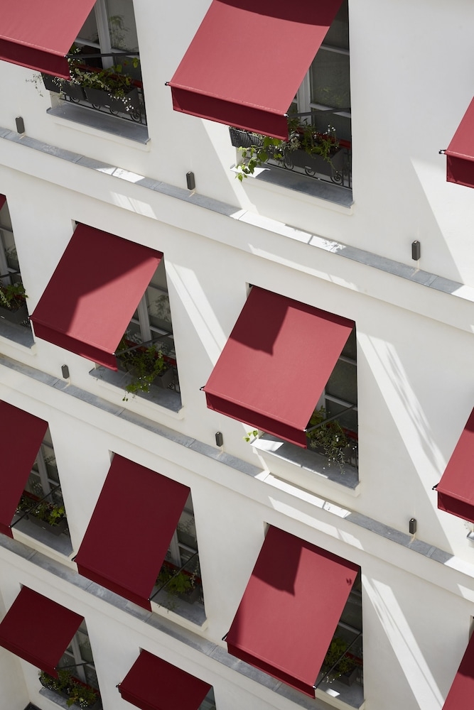 숙박 시설 정면