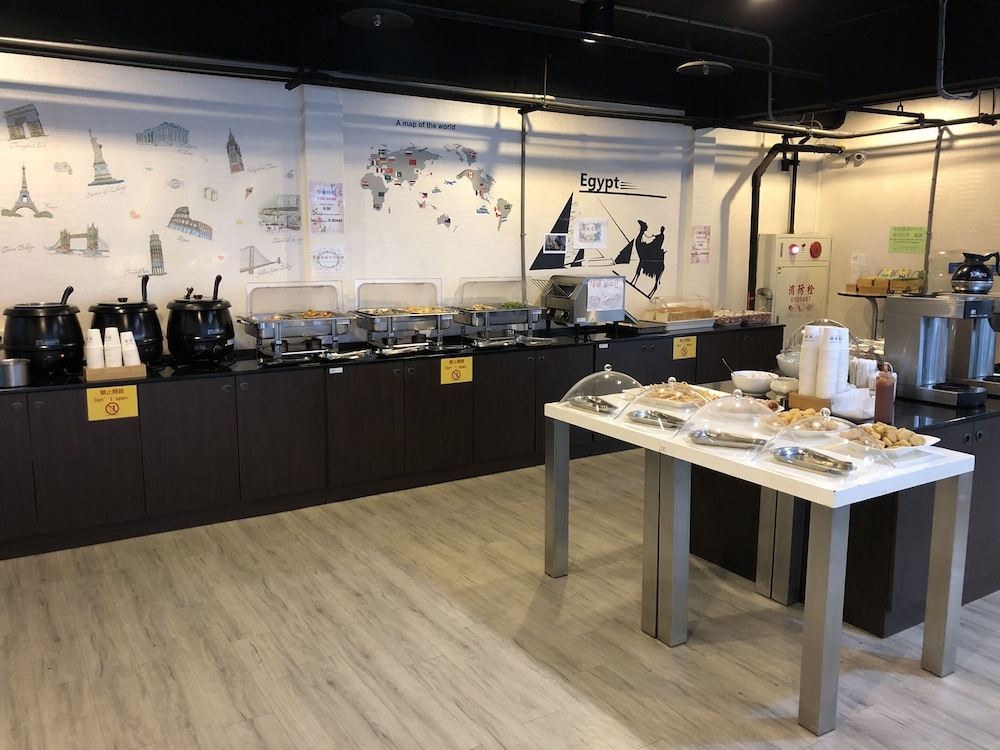 뷔페 아침 식사