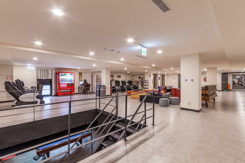 로비 좌석 공간