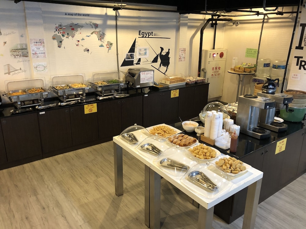 뷔페 아침 식사