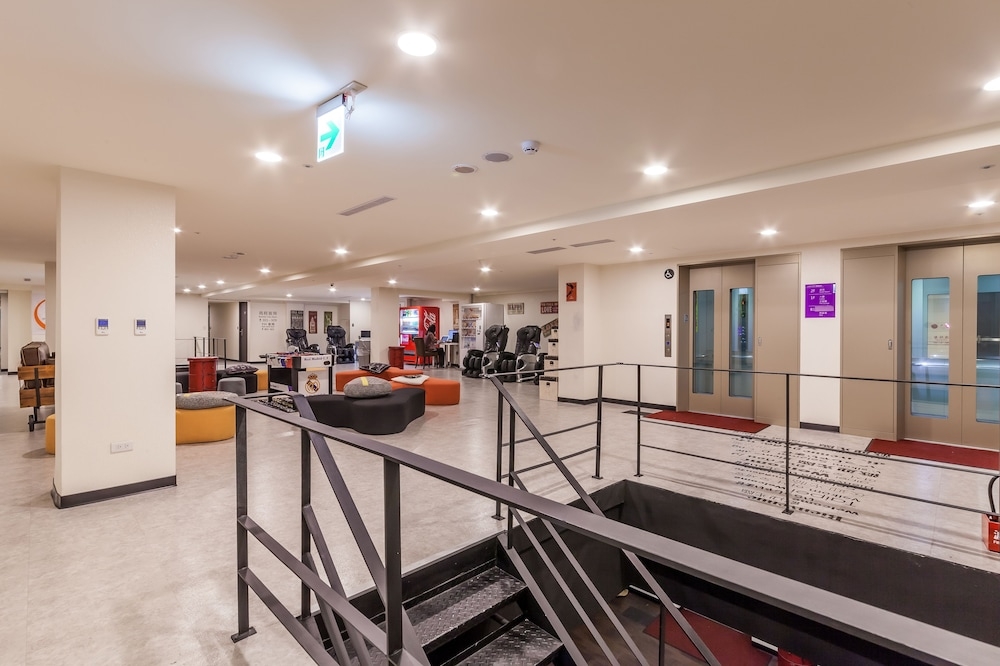 로비 좌석 공간