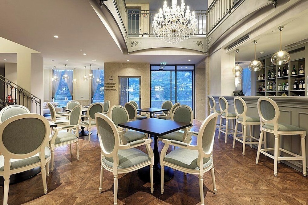 바(숙박 시설 내)