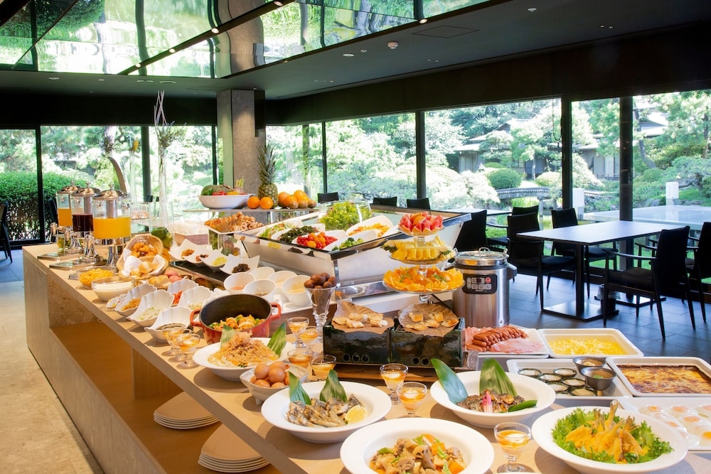 뷔페 아침 식사