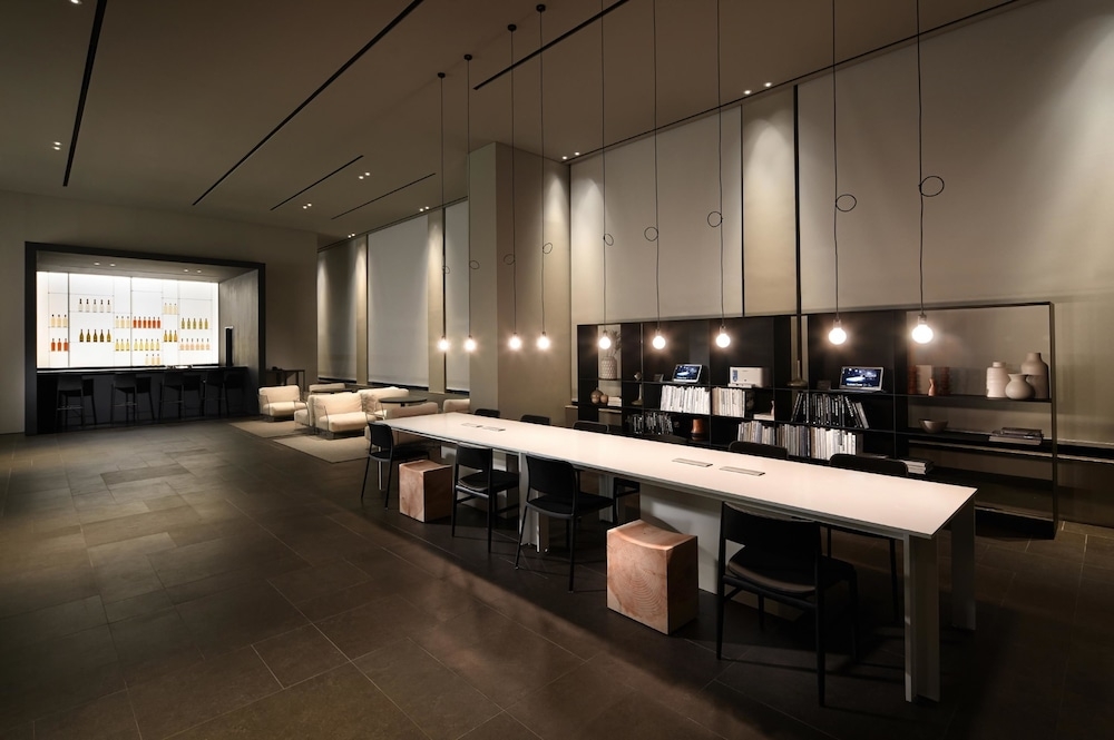 로비 좌석 공간