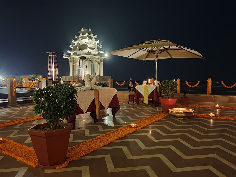 숙박 시설의 전망