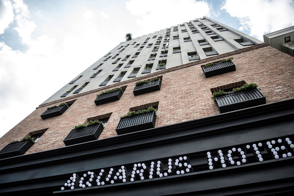 숙박 시설 정면