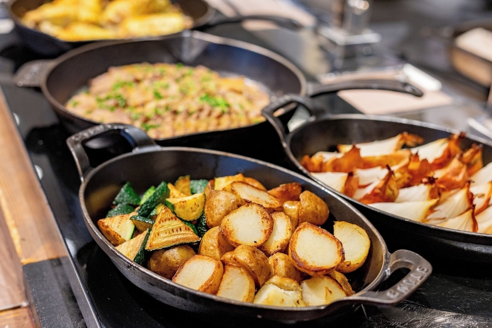 뷔페 아침 식사