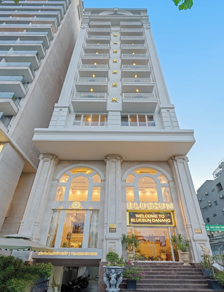 숙박 시설 정면