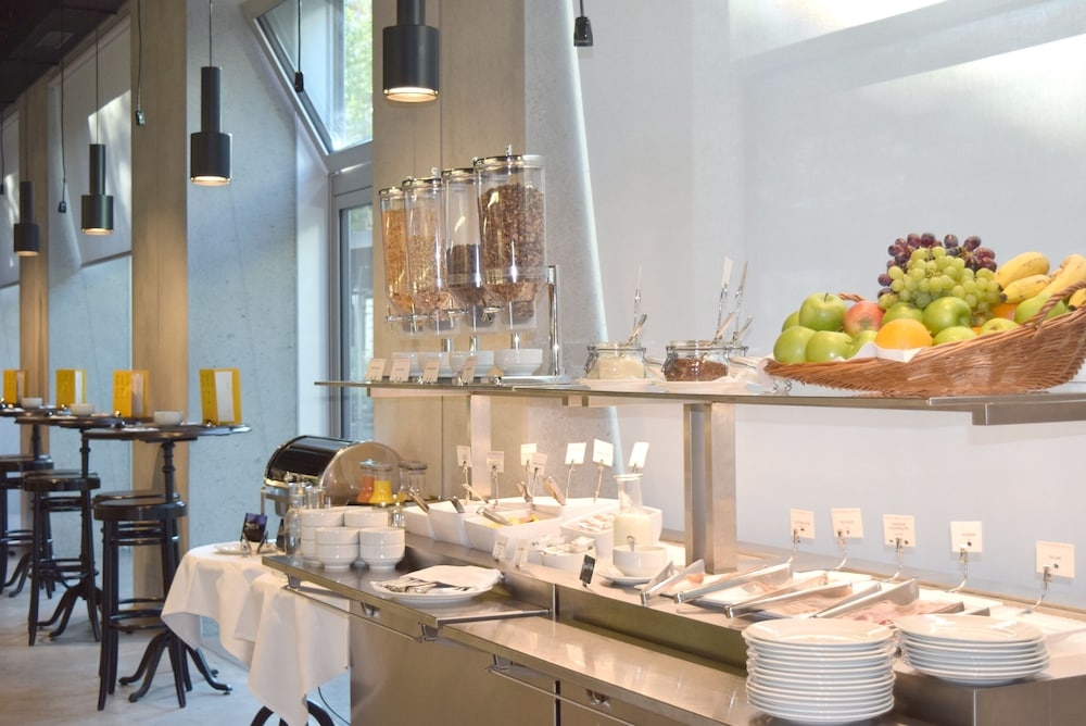 뷔페 아침 식사