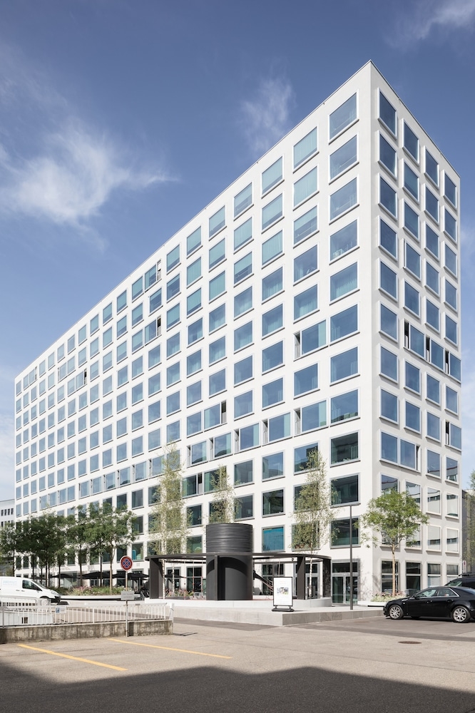 숙박 시설 정면