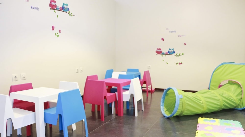 어린이 놀이 공간 - 실내